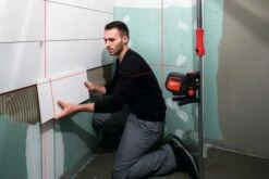 Sola Kreuzlinienlaser Set QUBO PROFESSIONAL -WERKZEUGHANDEL ROEDER Verkäufe sola kreuzlinienlaser set qubo professional 2